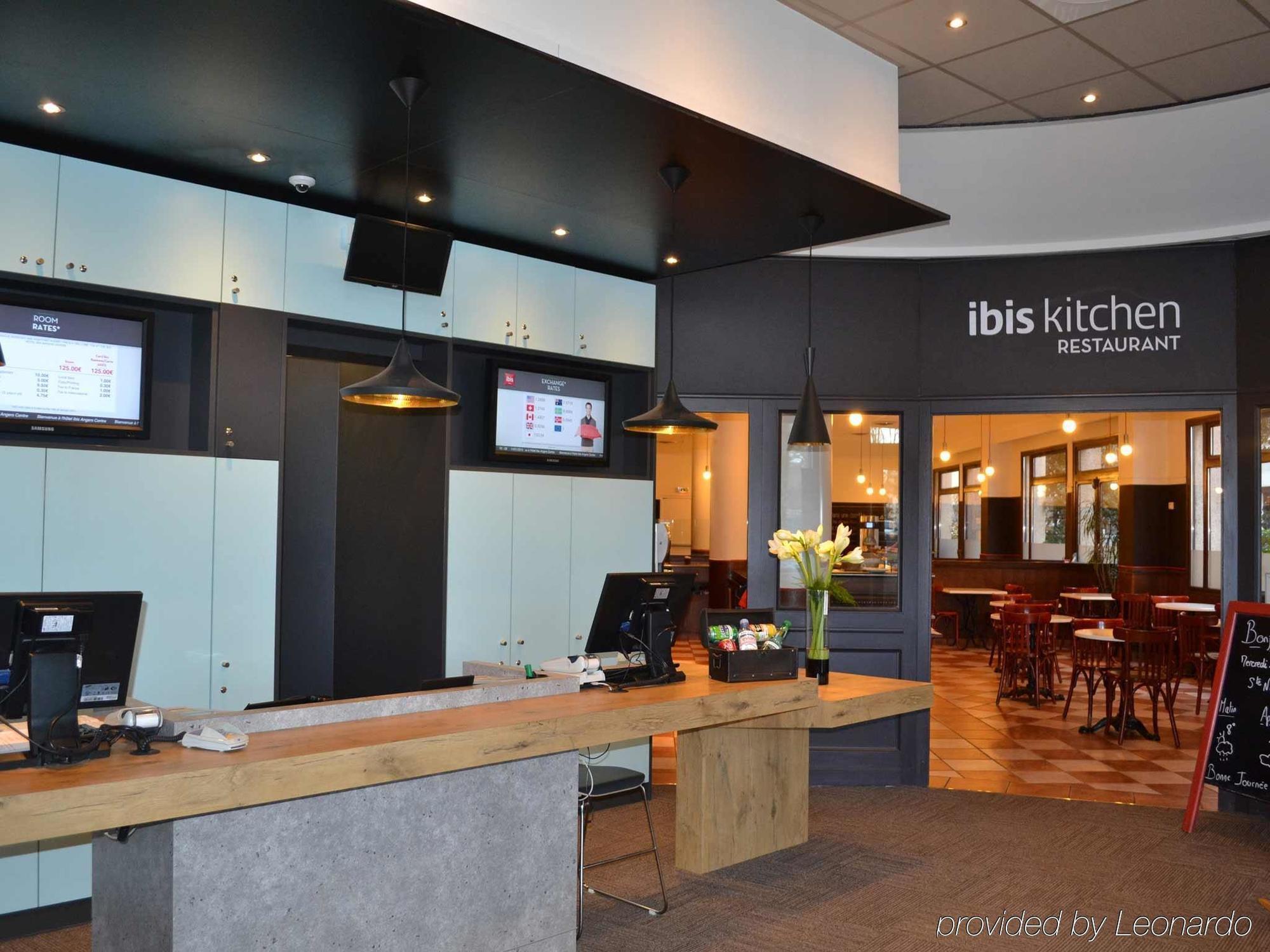 Hotel ibis Angers Centre Chateau Extérieur photo